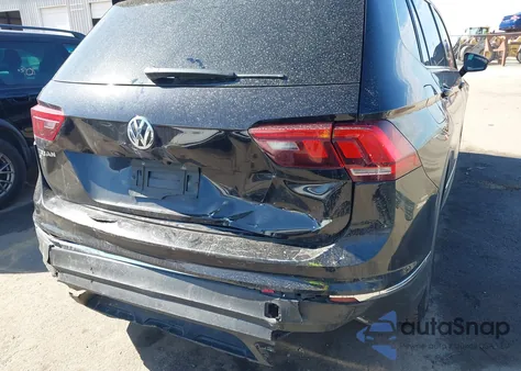 2020 Volkswagen Tiguan 2.0T Se/2.0T Se R-Line Black/2.0T Sel z USA, uszkodzony, nr VIN 3VV3B7AX7LM067984